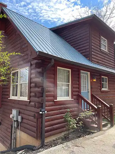picture of front of cabin